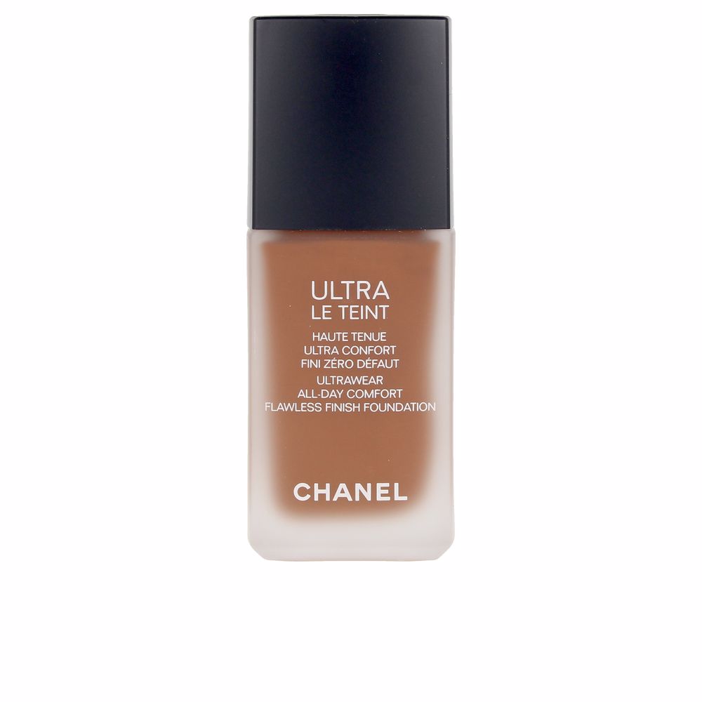 Chanel Ultra Le Teint Fluide Finish Foundation Color BR152