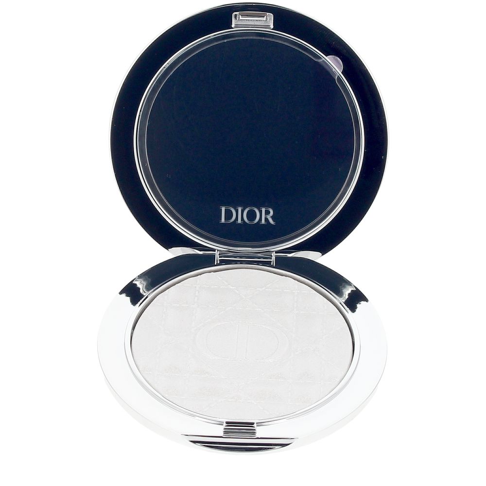 Dior Iluminador infusionado con ácido hialurónico